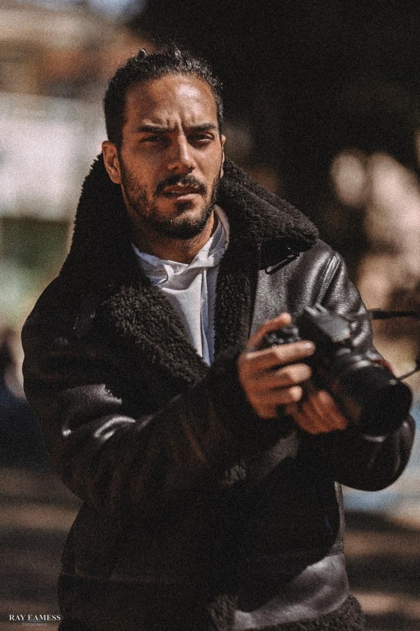 IAN CANVAS